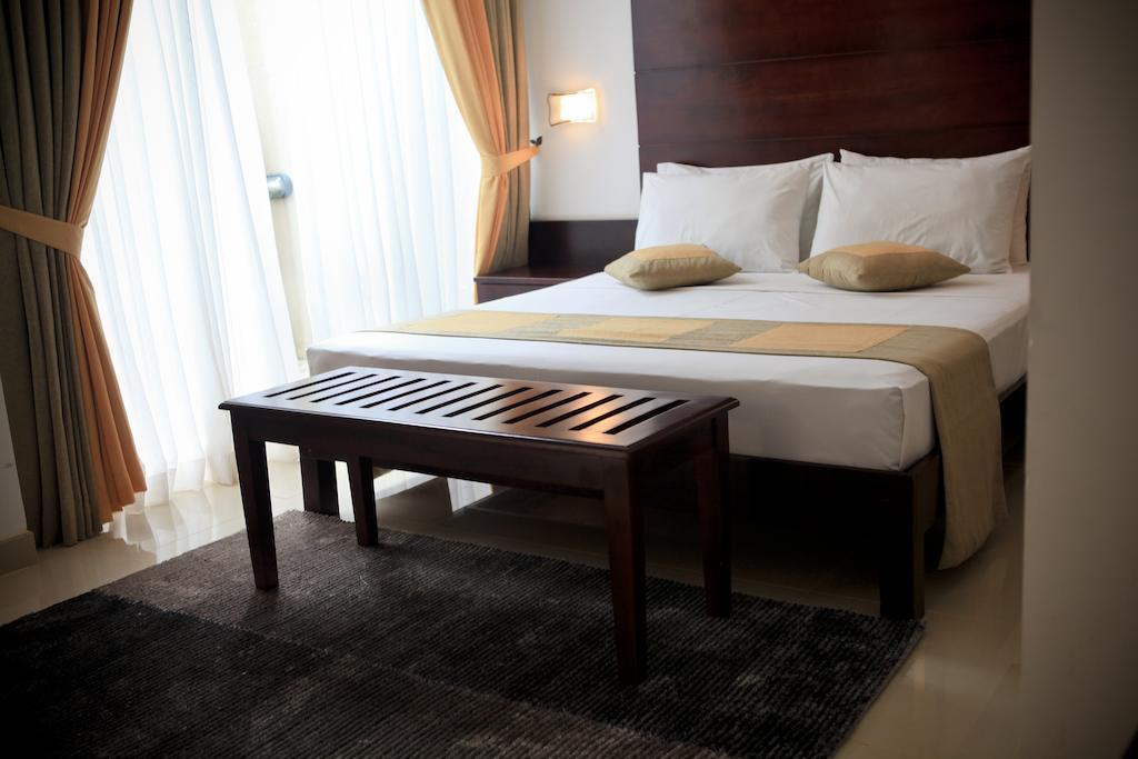 Lavendish Okrin Hotel 카타라가마 객실 사진